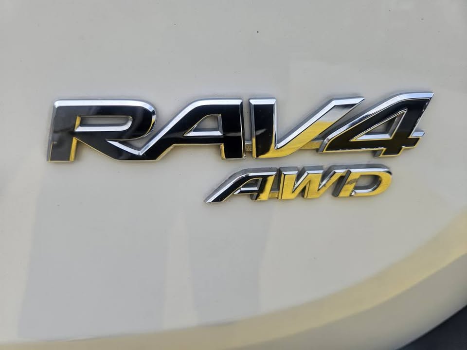 2015 Toyota rav 4 awd auto awd suv wagon 17.jpg